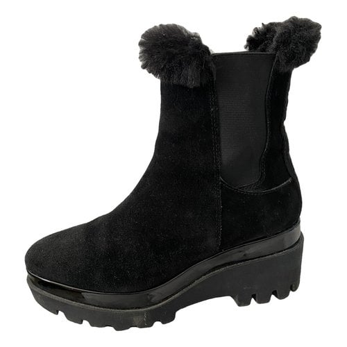 Pre-owned Dkny Leather Snow Boots In Black