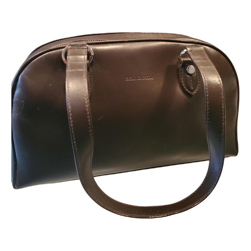 Pre-owned Bruno Magli Leather Handbag In Black
