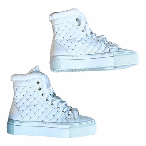 Pre-owned Le Silla Leather Trainers In White