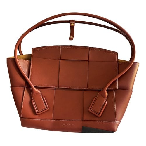 Pre-owned Bottega Veneta Arco Leather Handbag In Brown
