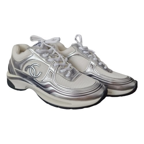 Pre-owned Chanel Leather Trainers In Metallic