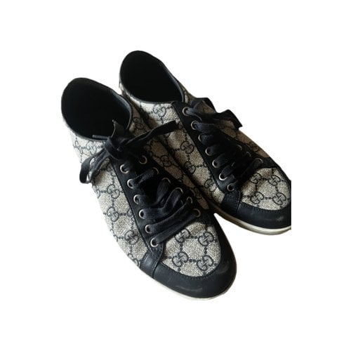 Pre-owned Gucci Patent Leather Trainers In Black
