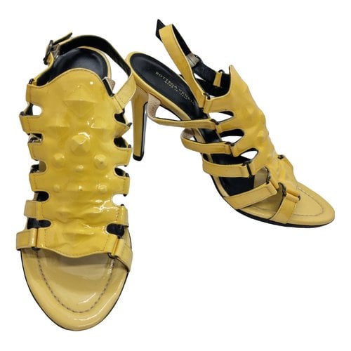 Pre-owned Bottega Veneta Patent Leather Sandal In Yellow