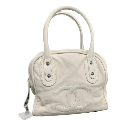 Pre-owned Chanel Bowling Bag Leather Handbag In White