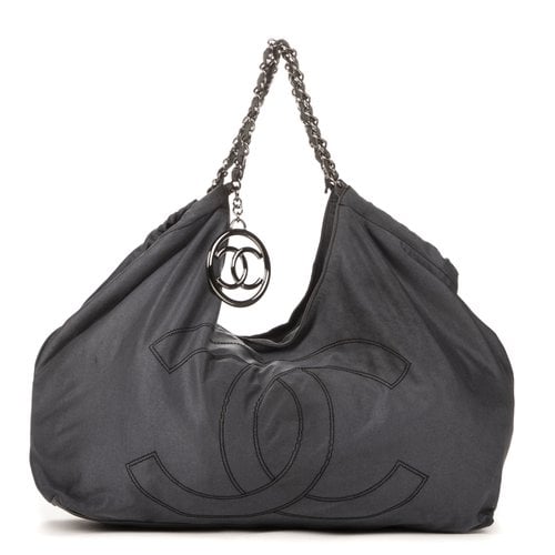 Pre-owned Chanel Coco Cabas Handbag In Grey