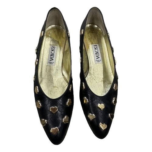 Pre-owned Escada Leather Flats In Black