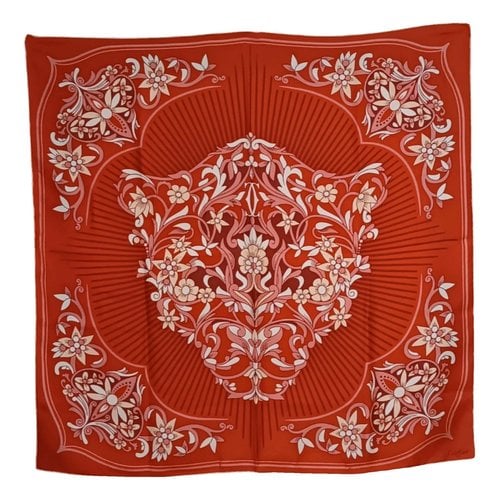 Pre-owned Cartier Silk Neckerchief In Red