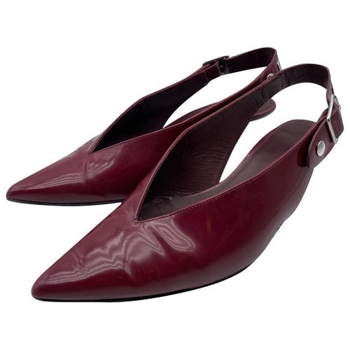 Pre-owned Victoria Beckham Patent Leather Heels In Burgundy
