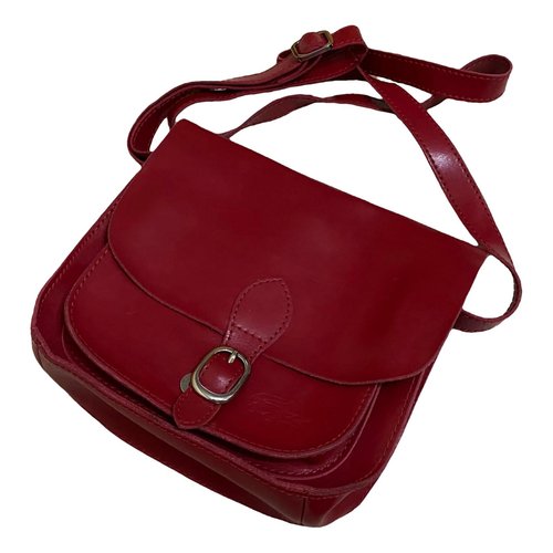 Pre-owned Lacoste Live Leather Crossbody Bag In Red