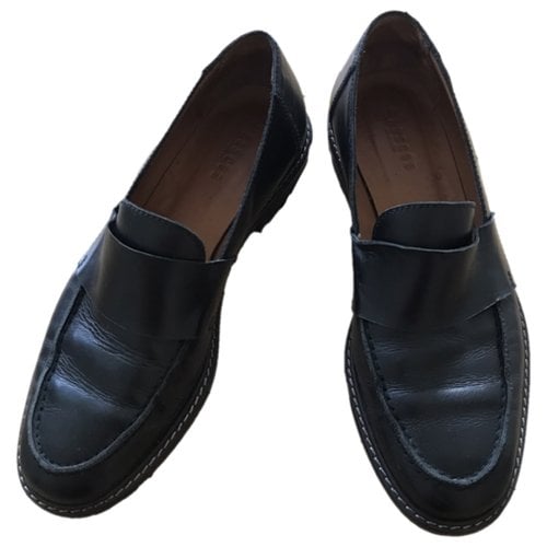 Pre-owned Masscob Leather Flats In Black