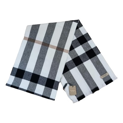 Pre-owned Burberry Cashmere Scarf & Pocket Square In Ecru