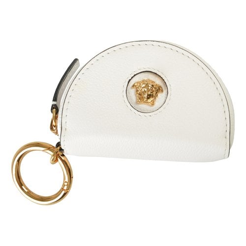 Pre-owned Versace Leather Purse In White