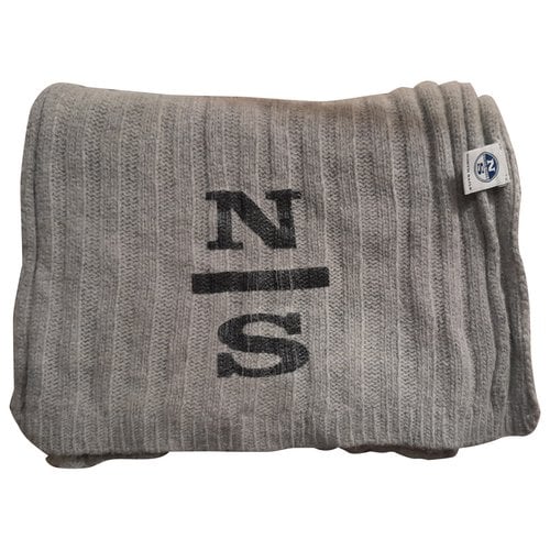 Pre-owned North Sails Scarf In Grey