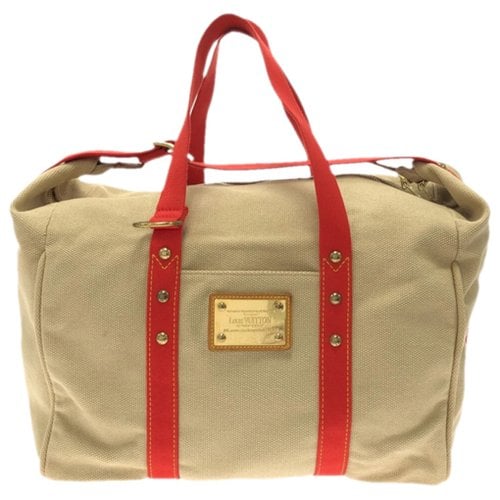 Pre-owned Louis Vuitton Tote In Beige