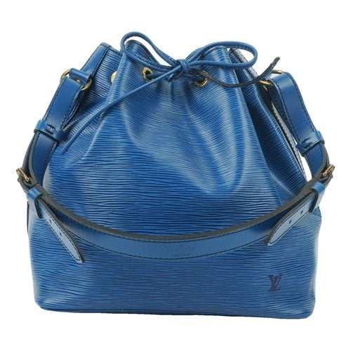 Pre-owned Louis Vuitton Noã© Leather Handbag In Blue
