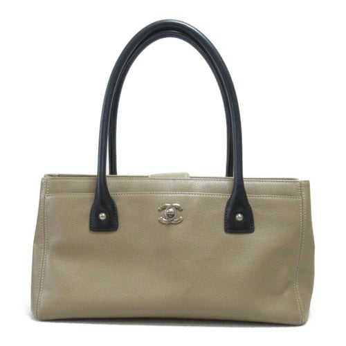 Pre-owned Chanel Executive Leather Tote In Beige