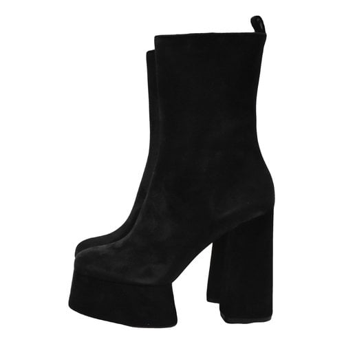 Pre-owned Christian Louboutin Boots In Black