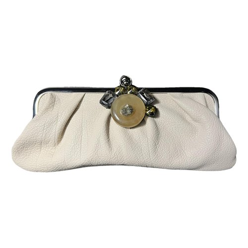 Pre-owned Marni Leather Clutch Bag In Beige
