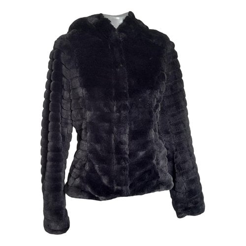 Pre-owned Vila Faux Fur Coat In Black