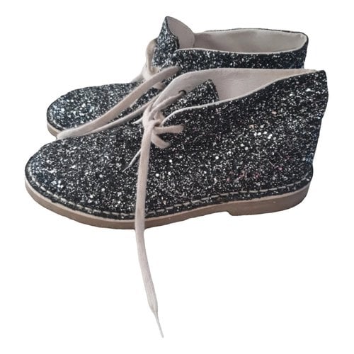 Pre-owned Divine Follie Glitter Lace Ups In Silver