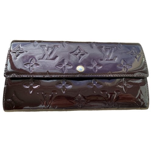 Pre-owned Louis Vuitton Virtuose Patent Leather Wallet In Purple
