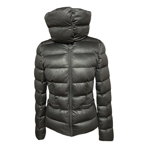 Pre-owned Moncler Puffer In Grey