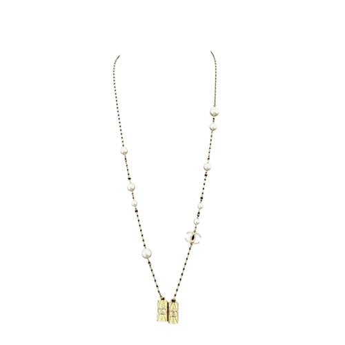 Pre-owned Chanel Crystal Necklace In Gold
