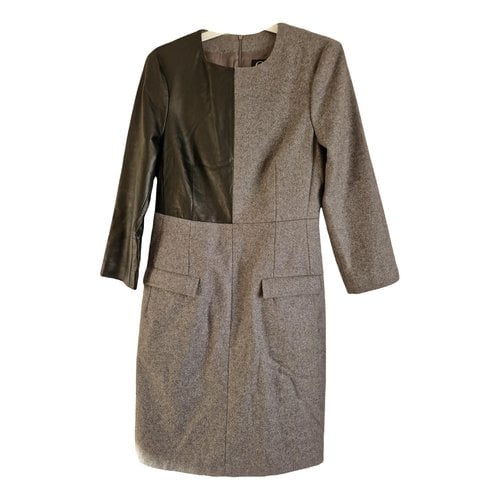 Pre-owned Alexander Mcqueen Wool Mini Dress In Grey