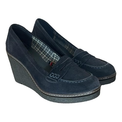 Pre-owned Tommy Hilfiger Heels In Blue
