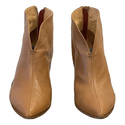 Pre-owned Halmanera Leather Ankle Boots In Camel