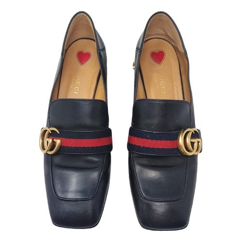 Pre-owned Gucci Peyton Leather Flats In Black
