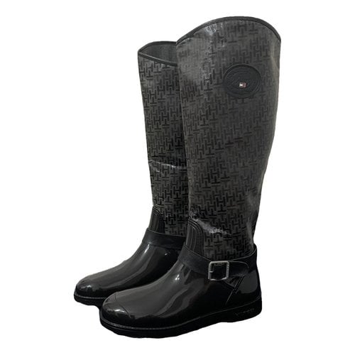 Pre-owned Tommy Hilfiger Wellington Boots In Black