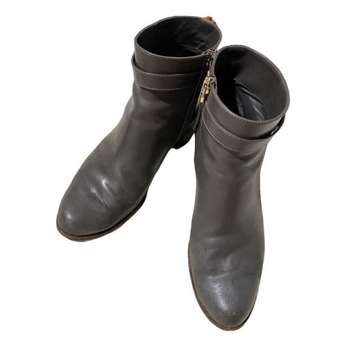 Pre-owned Fendi Leather Boots In Grey