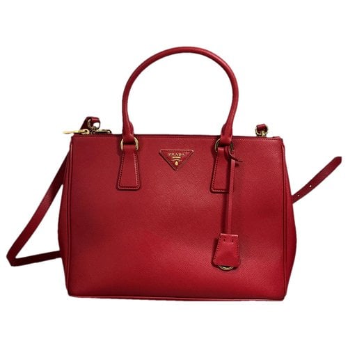 Pre-owned Prada Galleria Leather Handbag In Red