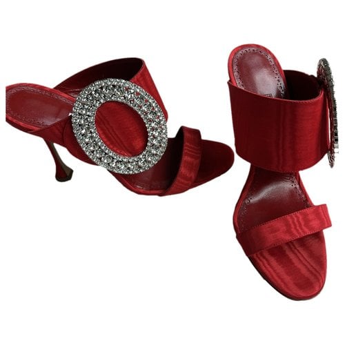 Pre-owned Manolo Blahnik Cloth Mules In Red