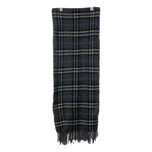 Pre-owned Burberry Scarf In Navy