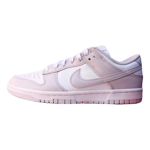 Pre-owned Nike Sb Dunk Low Leather Trainers In White
