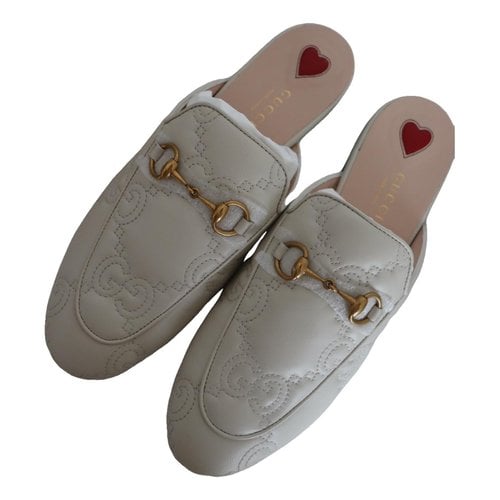 Pre-owned Gucci Princetown Leather Flats In Beige