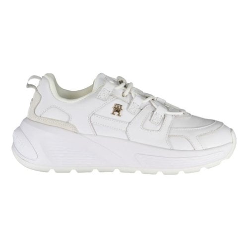 Pre-owned Tommy Hilfiger Leather Trainers In White