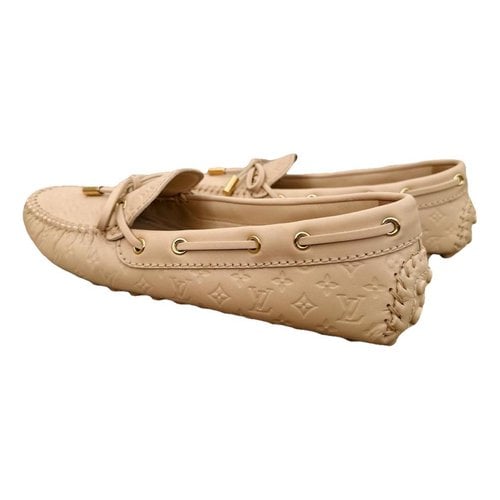 Pre-owned Louis Vuitton Gloria Leather Flats In Beige