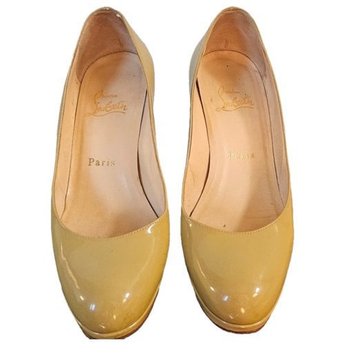 Pre-owned Christian Louboutin Simple Pump Patent Leather Heels In Beige