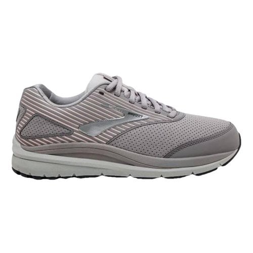 Pre-owned Brooks Cloth Trainers In Grey