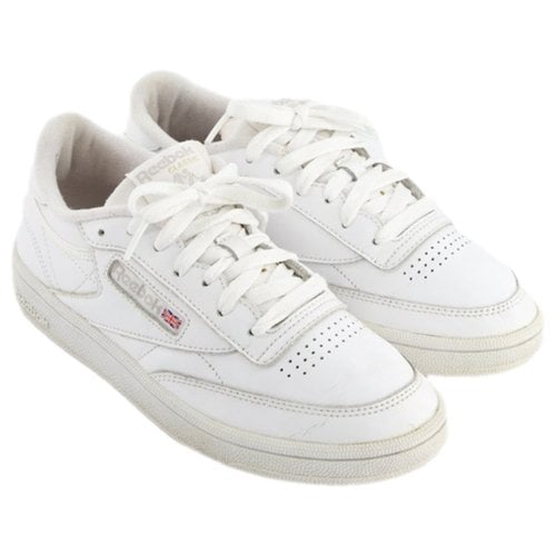 Pre-owned Reebok Leather Trainers In White