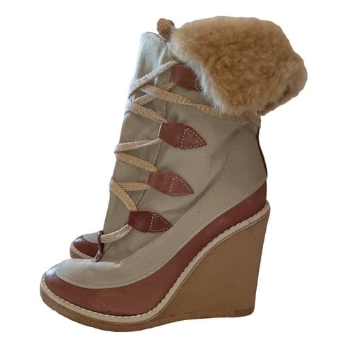 Pre-owned Chloé Leather Snow Boots In Beige