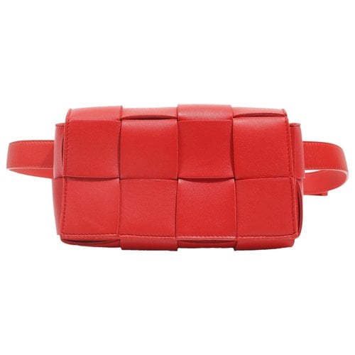Pre-owned Bottega Veneta Cassette Leather Mini Bag In Red