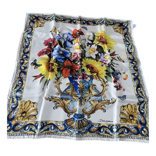 Pre-owned Dolce & Gabbana Silk Scarf In Multicolour