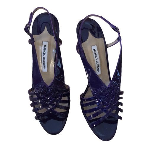 Pre-owned Manolo Blahnik Patent Leather Heels In Purple