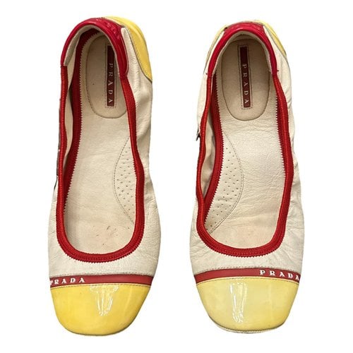 Pre-owned Prada Leather Ballet Flats In White