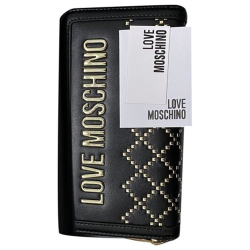 Pre-owned Moschino Love Leather Wallet In Black