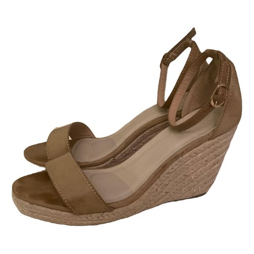 Pre-owned Catherine Catherine Malandrino Leather Sandal In Beige